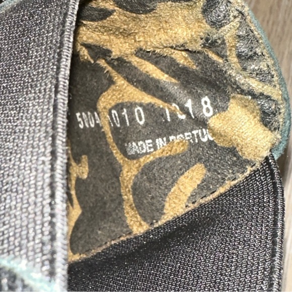 Fly London Yoss Black Casual Pull-On Chelsea Boots Mousse Leather Size UK 4 EU37 - Picture 10 of 13